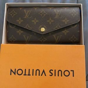 Louis Vuitton Sarah wallet